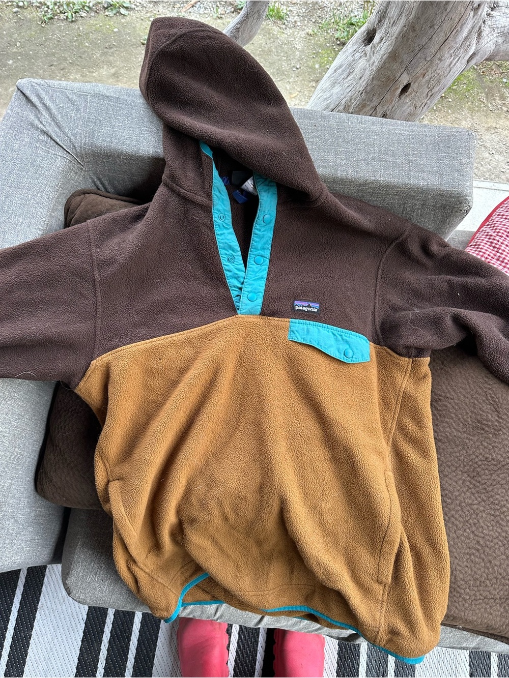 Patagonia Men’s Brown & Tan Fleece Pullover Hoodie